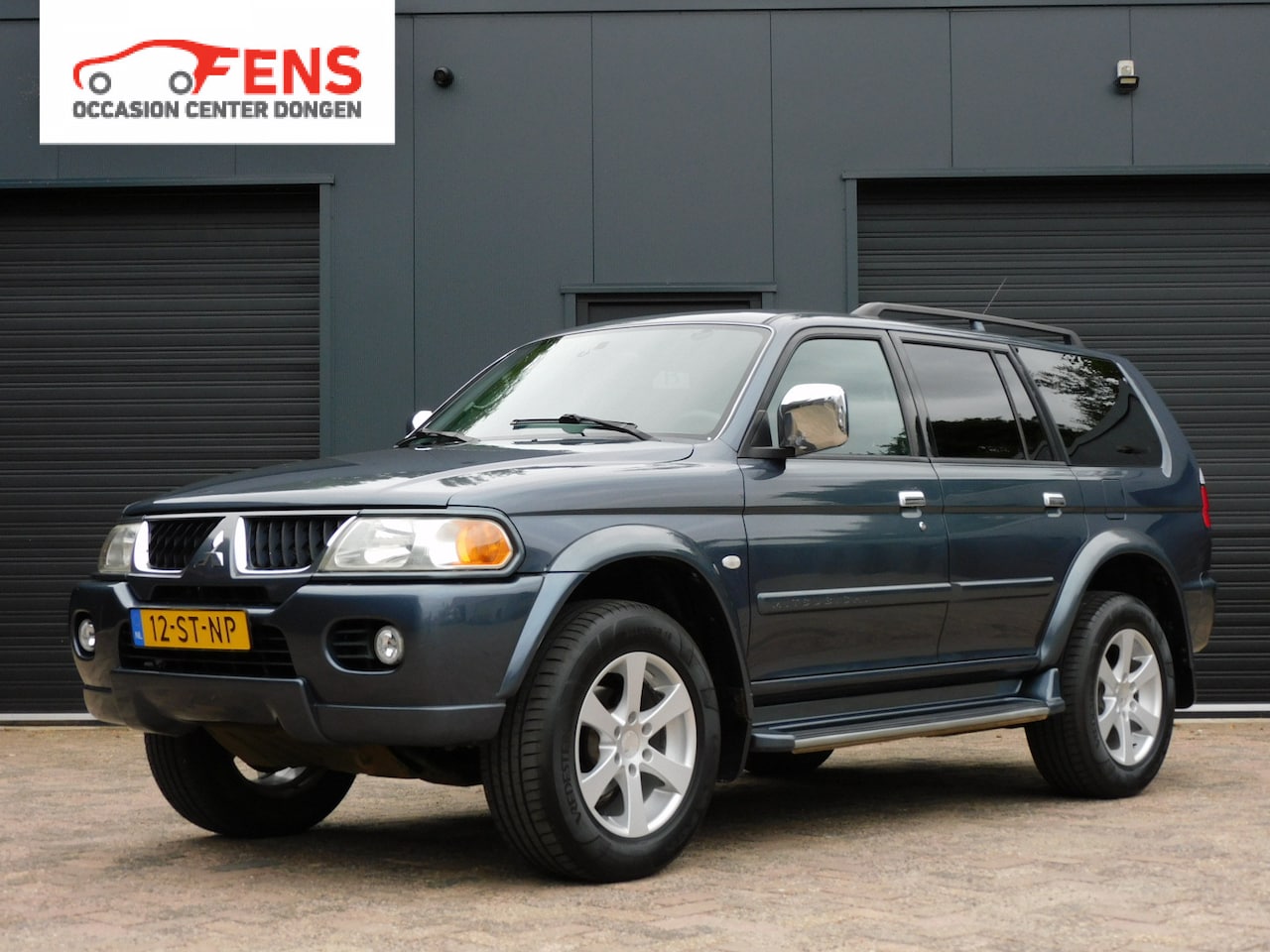 Mitsubishi Pajero Sport - 3.0 V6 Intense 4x4! TOPSTAAT! LEER! STOELVERW! CLIMA! CRUISE! TREKHAAK! - AutoWereld.nl