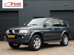Mitsubishi Pajero Sport - 3.0 V6 Intense 4x4 TOPSTAAT LEER STOELVERW CLIMA CRUISE TREKHAAK