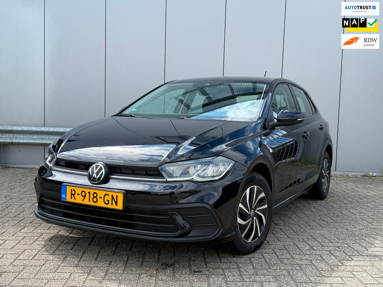 Volkswagen Polo - 1.0 TSI Life Business | Navigatie | Climate Control | Camera | BTW Auto! - AutoWereld.nl