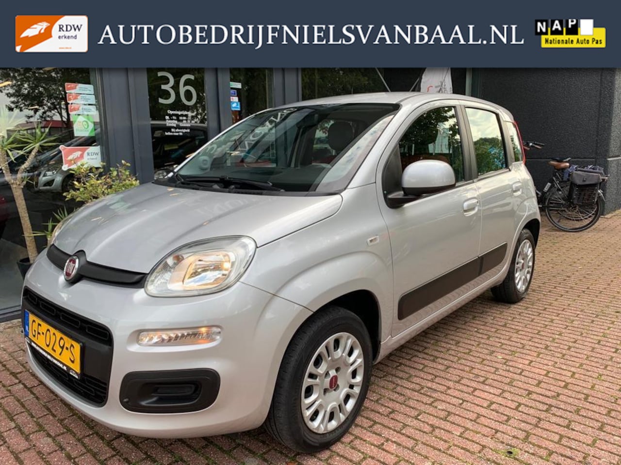 Fiat Panda - 0.9 TwinAir Edizione Cool Airco/Trekhaak/Nieuwst. - AutoWereld.nl