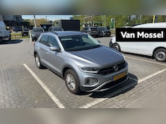 Volkswagen T-Roc - 1.0 TSI Life | 110 PK | | Airco | Adaptive Cruise Control | Lane Assist | Parkeersensoren