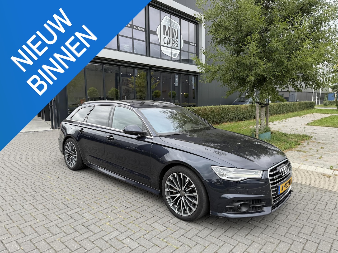 Audi A6 Avant - 3.0 TDI quattro Premium Edition Pano, Leder, Trekhaak, Luchtvering - AutoWereld.nl