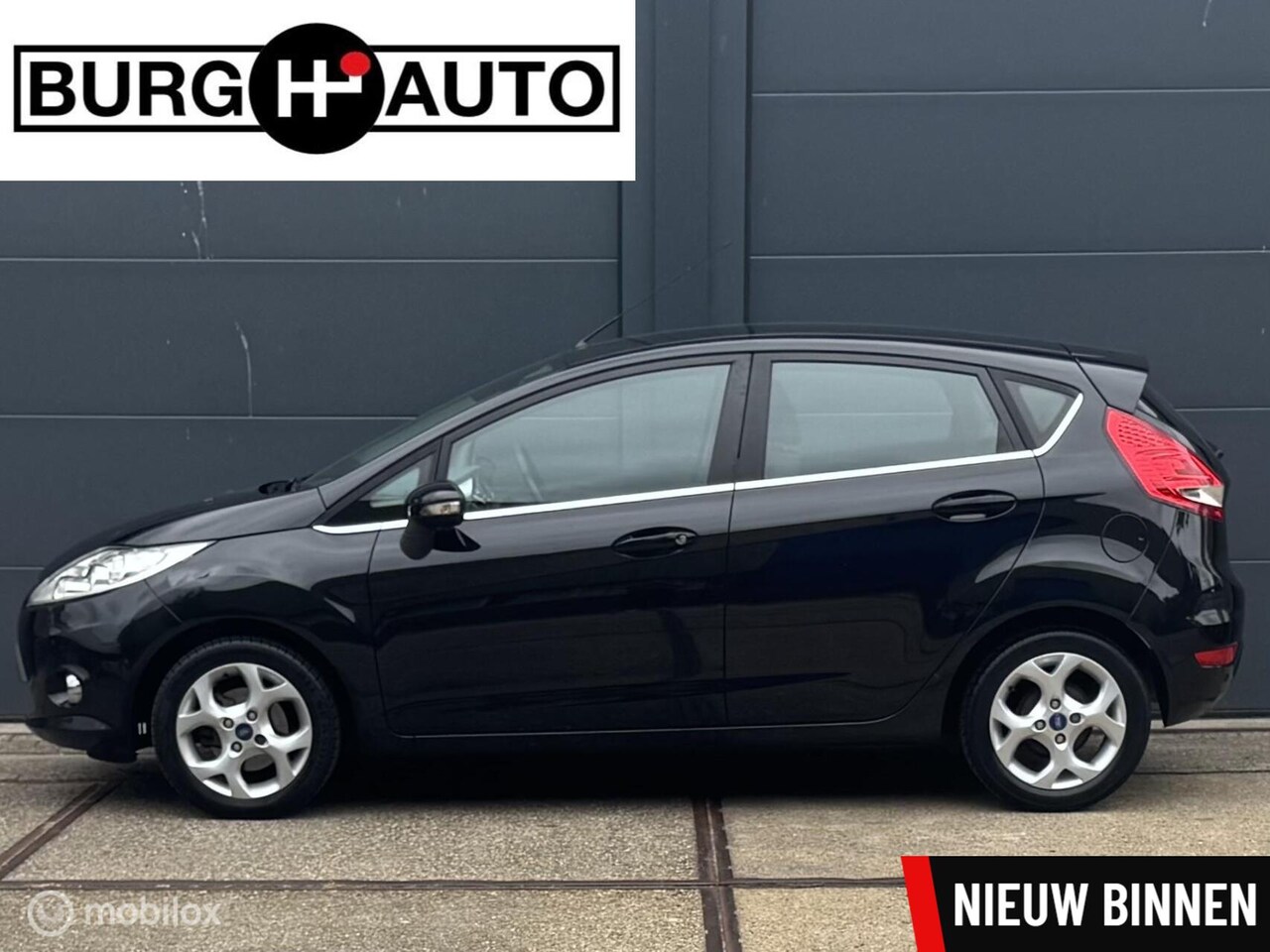 Ford Fiesta - 1.6 Titanium 5 deurs - 2E EIGENAAR - ECC - CRUISE CONTROLE - LMV - PDC - EL. INKLAPBARE SP - AutoWereld.nl