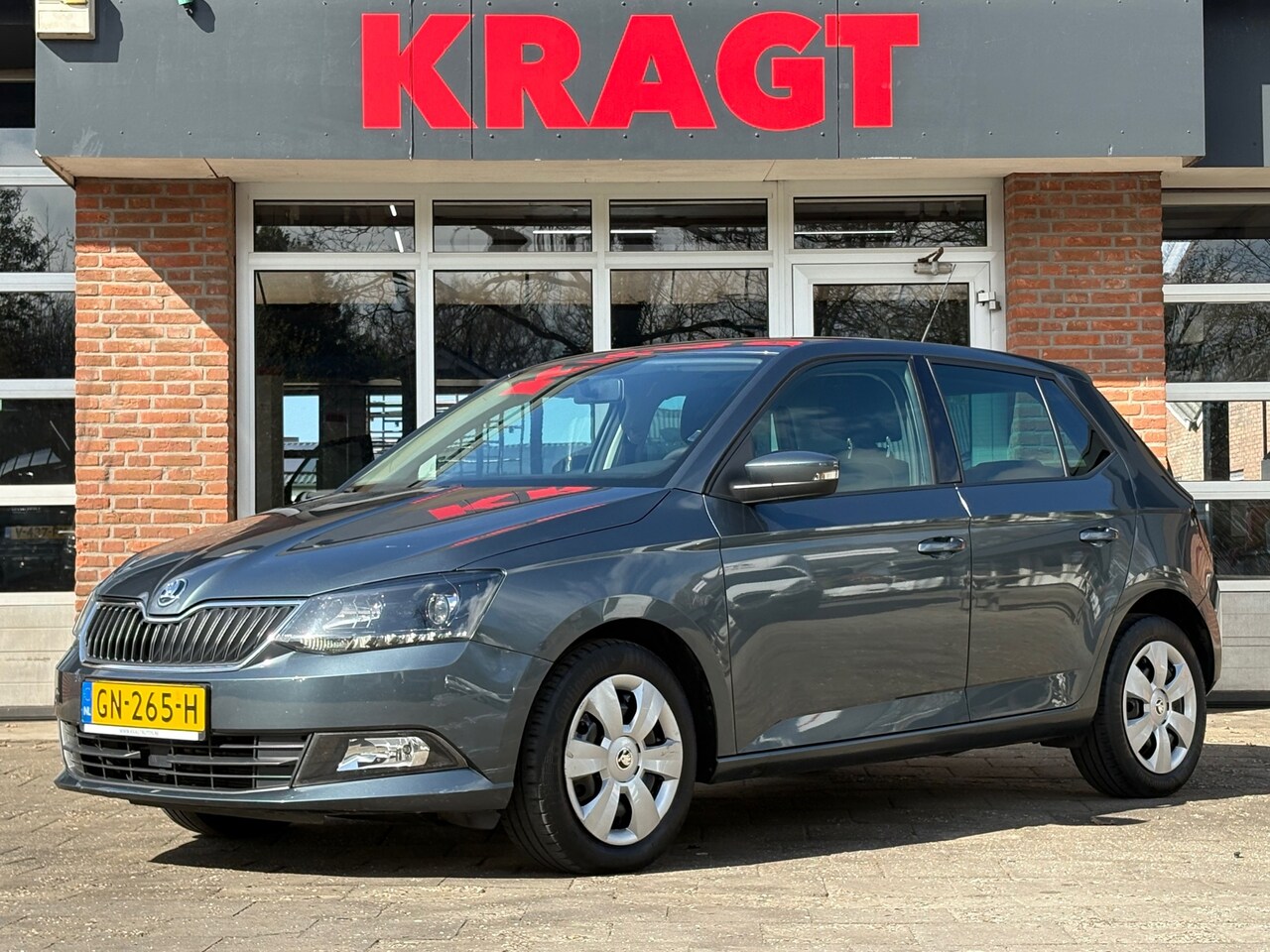 Skoda Fabia - Ambition 1.2 TSI 110 pk - AUTOMAAT - 5drs - Trekhaak - airco - AutoWereld.nl