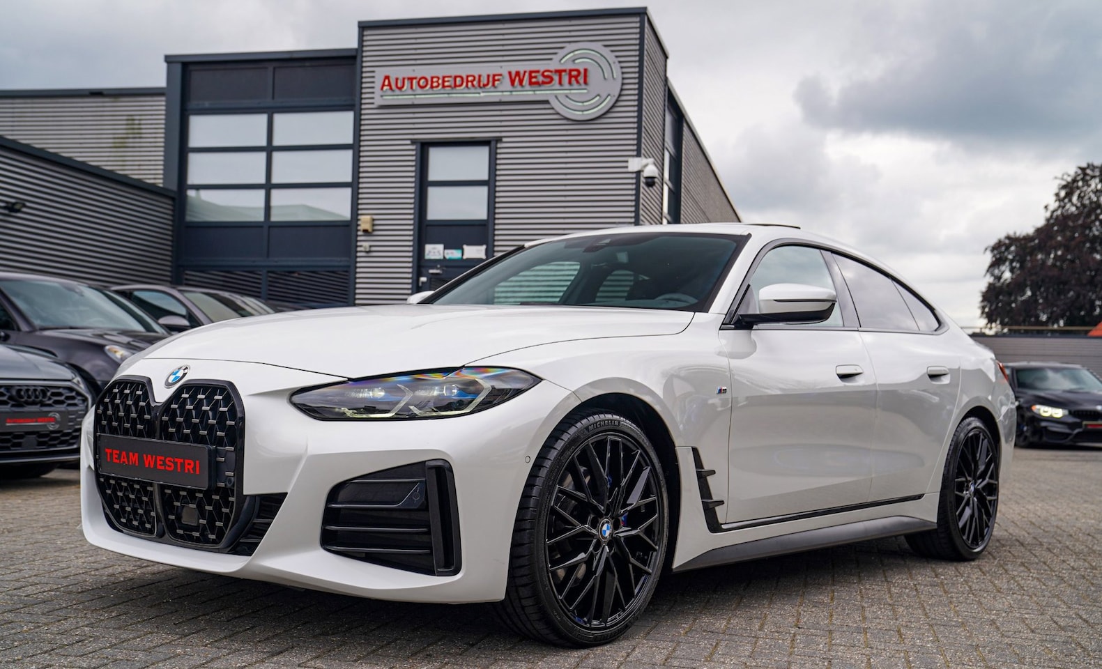 BMW 4-serie Gran Coupé - 420i Business Edition Plus | Laser LED | Harman/Kardon | M-seats | Camera | Schuifdak | Sp - AutoWereld.nl