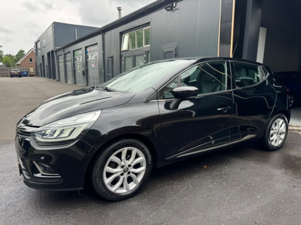 Renault Clio - 0.9 TCe Intens Xenon Half Leer - AutoWereld.nl