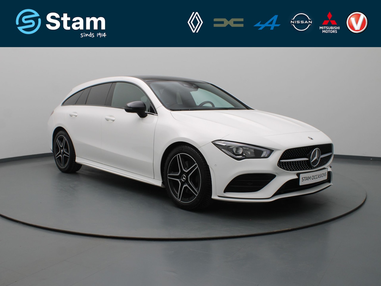 Mercedes-Benz CLA-klasse Shooting Brake - 200 Business Solution AMG Burmester | Panoramadak - AutoWereld.nl