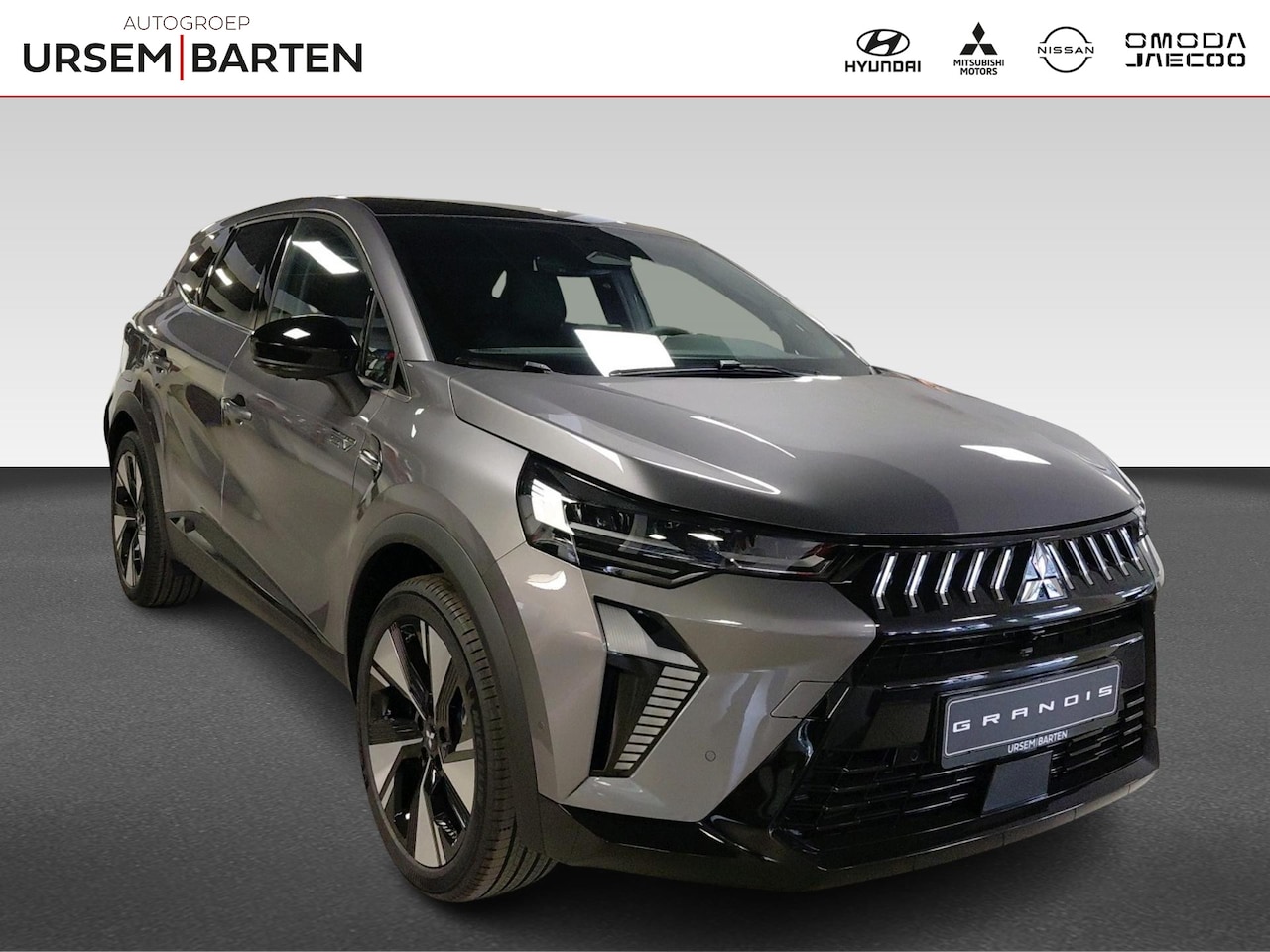 Mitsubishi Grandis - 1.8 HEV Instyle | Elektrisch bedienbare achterklep met sensorsturing | Lichtmetalen velgen - AutoWereld.nl