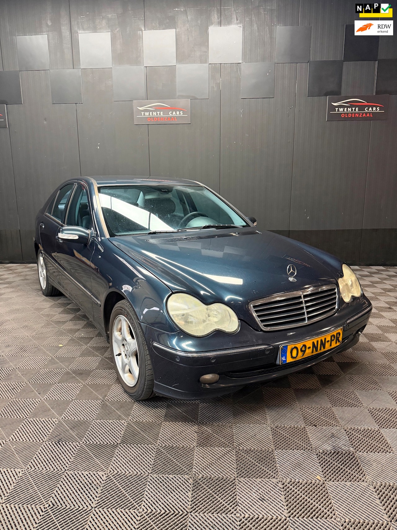 Mercedes-Benz C-klasse - 180 K. Avantgarde | Airco | Cruise | Leder | - AutoWereld.nl