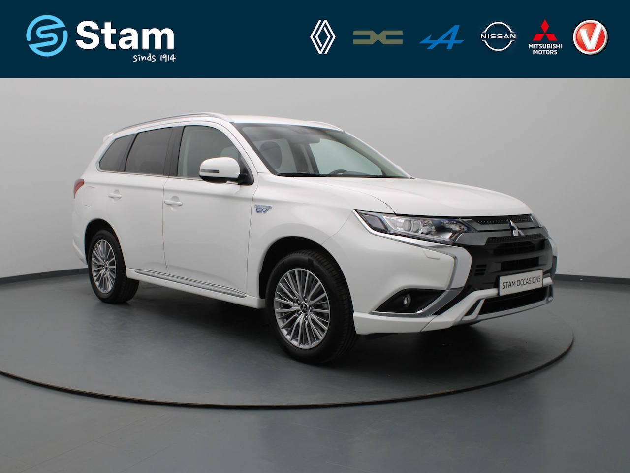 Mitsubishi Outlander - 224pk PHEV Intense Apple Carplay/Android Auto | Climate - AutoWereld.nl