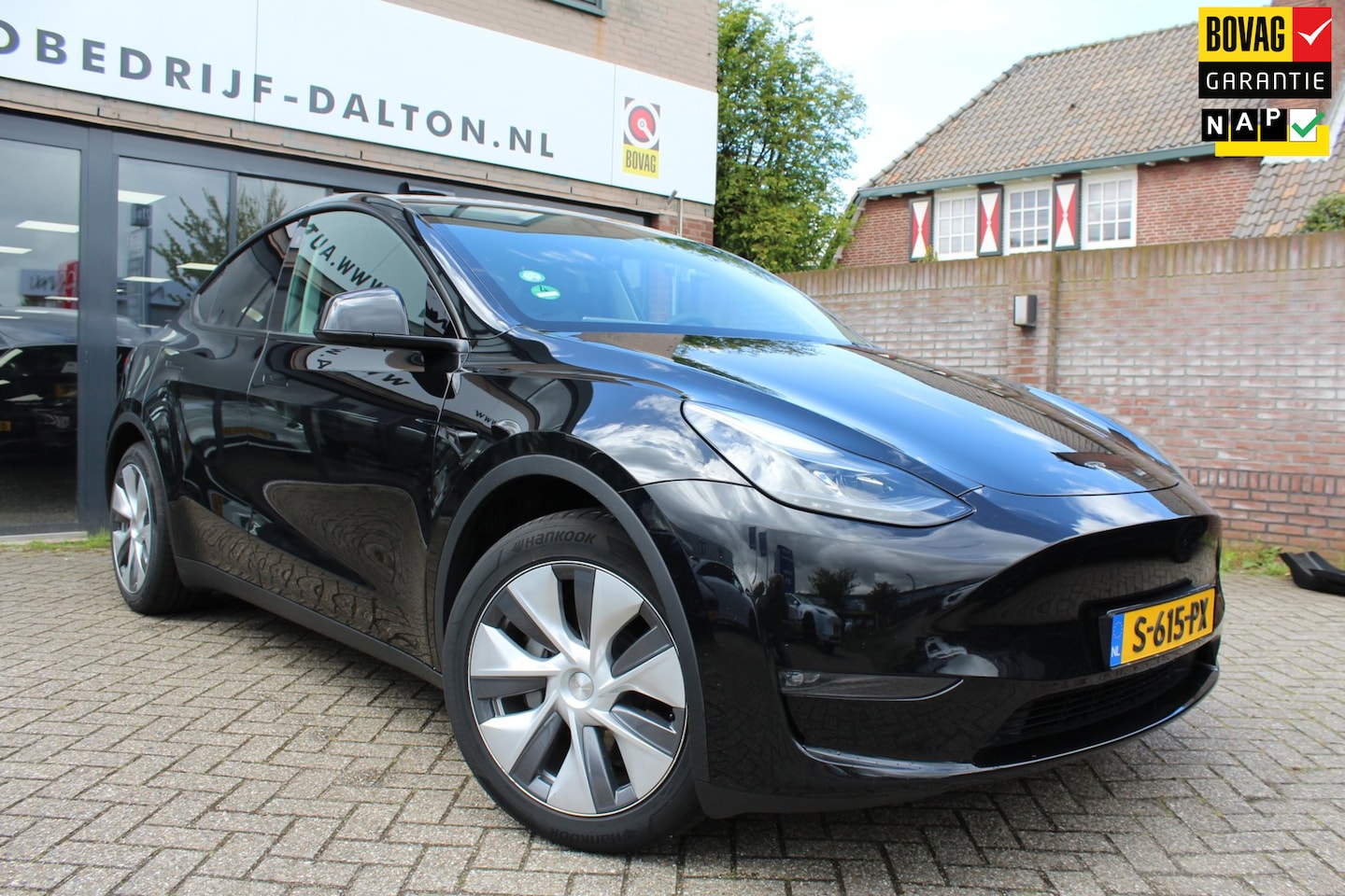Tesla Model Y - Long Range AWD 75 kWh Long Range AWD 75 kWh - AutoWereld.nl