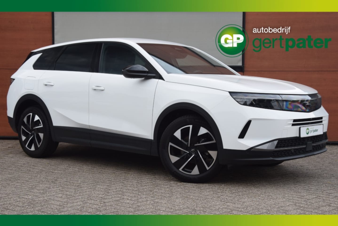 Opel Grandland - 1.2 Hybrid Edition Techpakket/Comfortpakket/19" - AutoWereld.nl