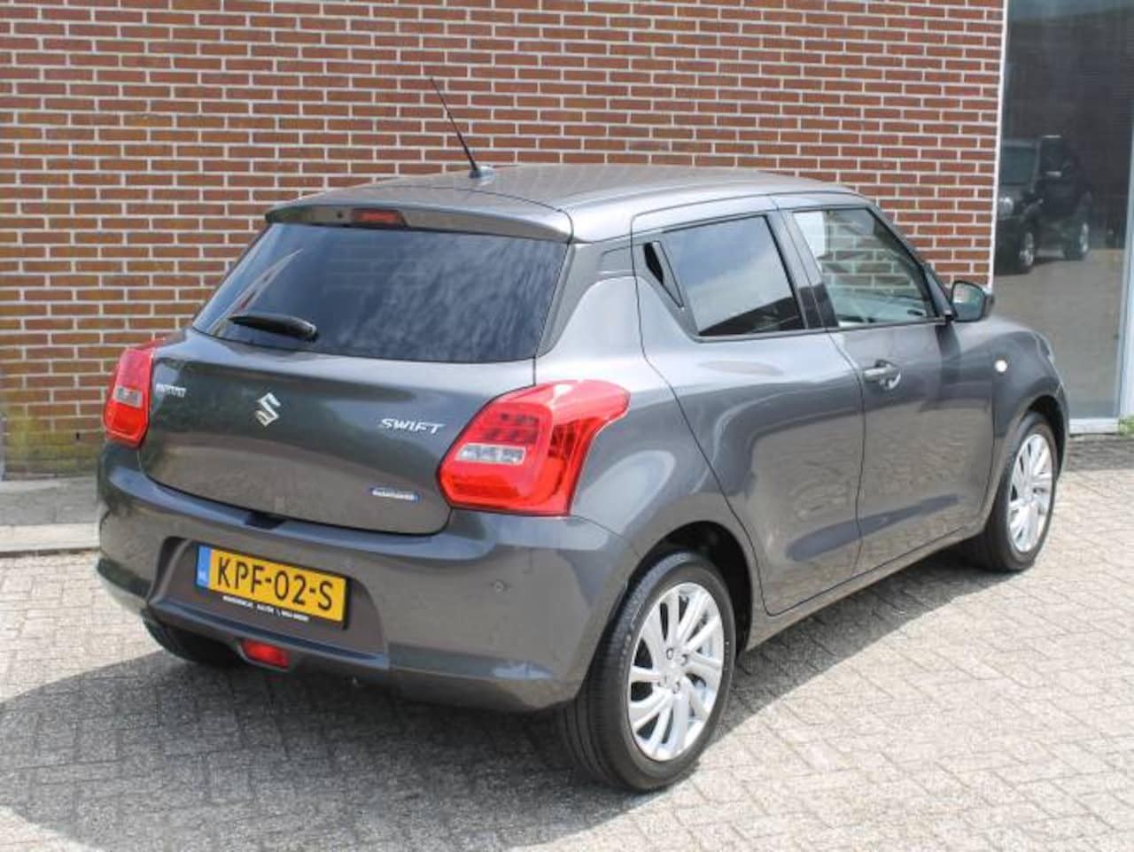 Suzuki Swift - 1.2 DualJet 83pk Smart Hybrid CVT Select