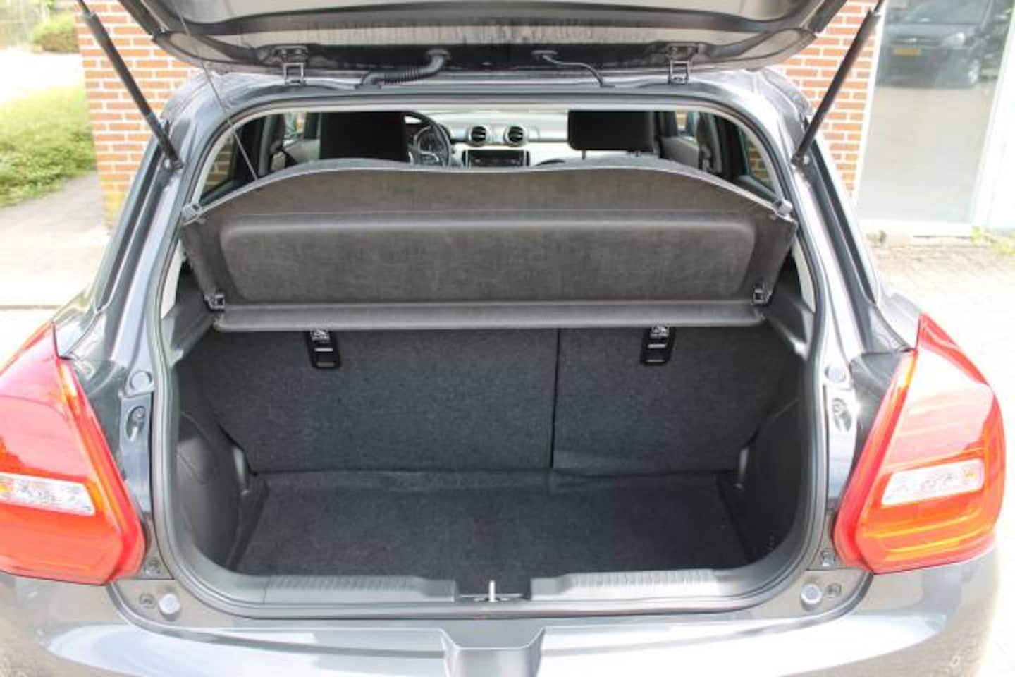Suzuki Swift - 1.2 DualJet 83pk Smart Hybrid CVT Select