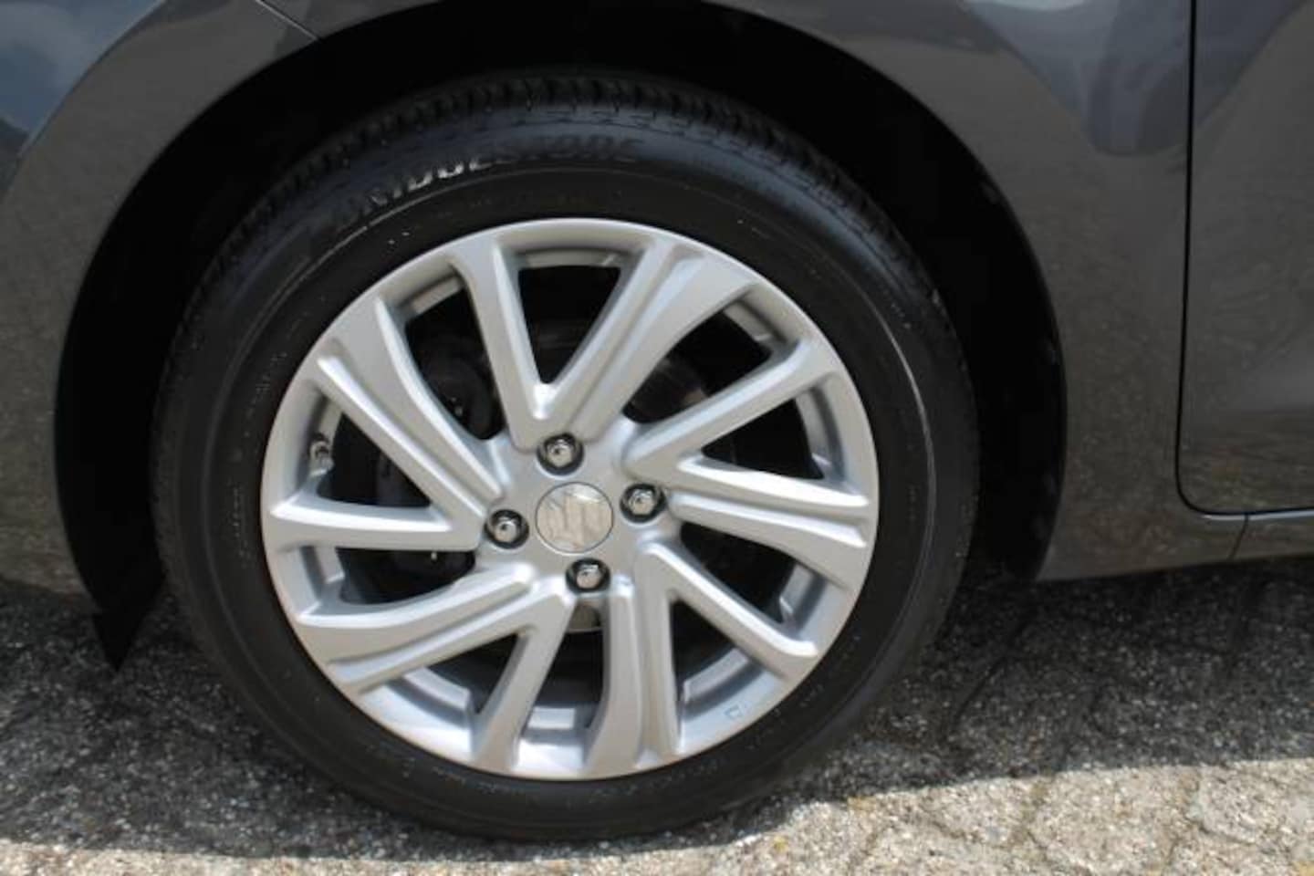 Suzuki Swift - 1.2 DualJet 83pk Smart Hybrid CVT Select