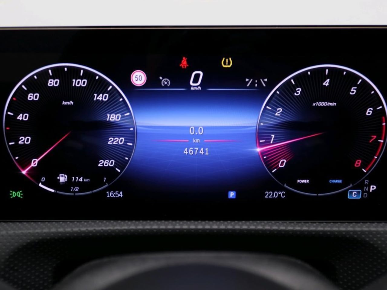 Mercedes-Benz CLA-klasse Shooting Brake - 180 Star Edition AMG Plus | Pano | 19 inch | HUD | Keyless | Memory | Sfeerverlichting