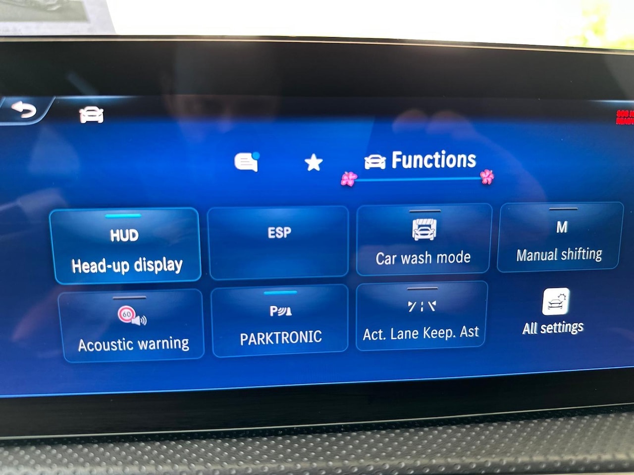 Mercedes-Benz CLA-klasse Shooting Brake - 180 Star Edition AMG Plus | Pano | 19 inch | HUD | Keyless | Memory | Sfeerverlichting