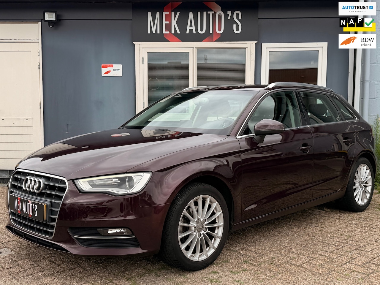 Audi A3 Sportback - 1.4 TFSI CoD Ambiente Pro Line plus 1.4 TFSI CoD Ambiente Pro Line plus|2e Eign| - AutoWereld.nl