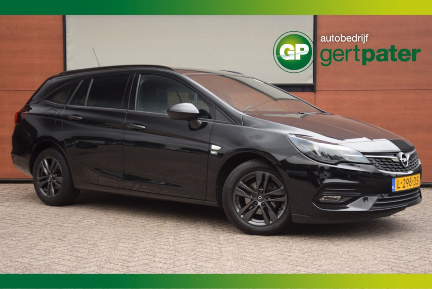 Opel Astra Sports Tourer - 1.2 Edition Carplay/Camera/Clima/PDC/Navi - AutoWereld.nl