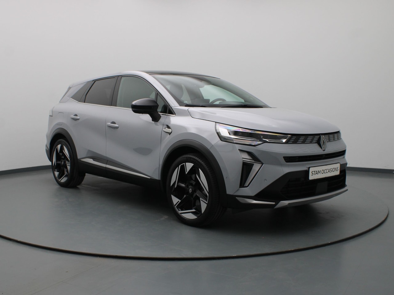 Renault Symbioz - 145pk E-Tech full hybrid iconic Harman Kardon | Panoramadak - AutoWereld.nl