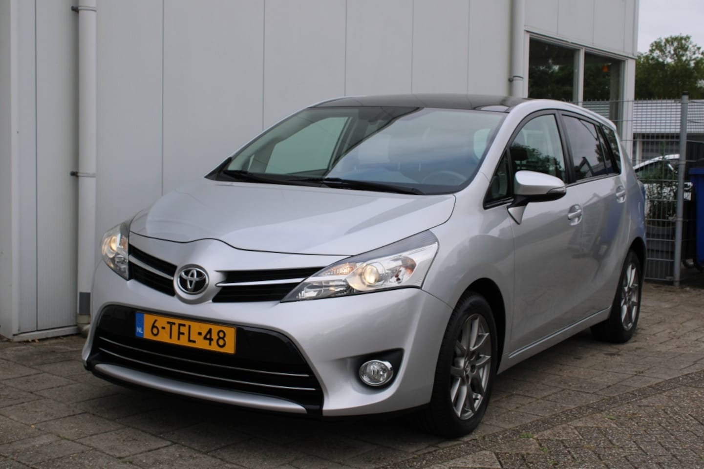 Toyota Verso - 1.8 VVT-i Business/Panorama dak - AutoWereld.nl