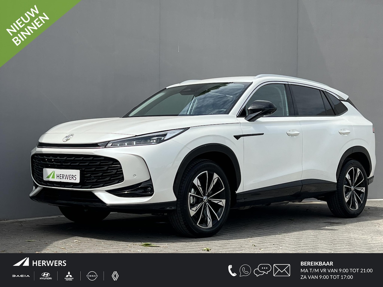 MG HS - 1.5 Full Luxury / Fabrieksgarantie tot 12-2032 / Automaat / Navigatie / Apple Carplay Andr - AutoWereld.nl