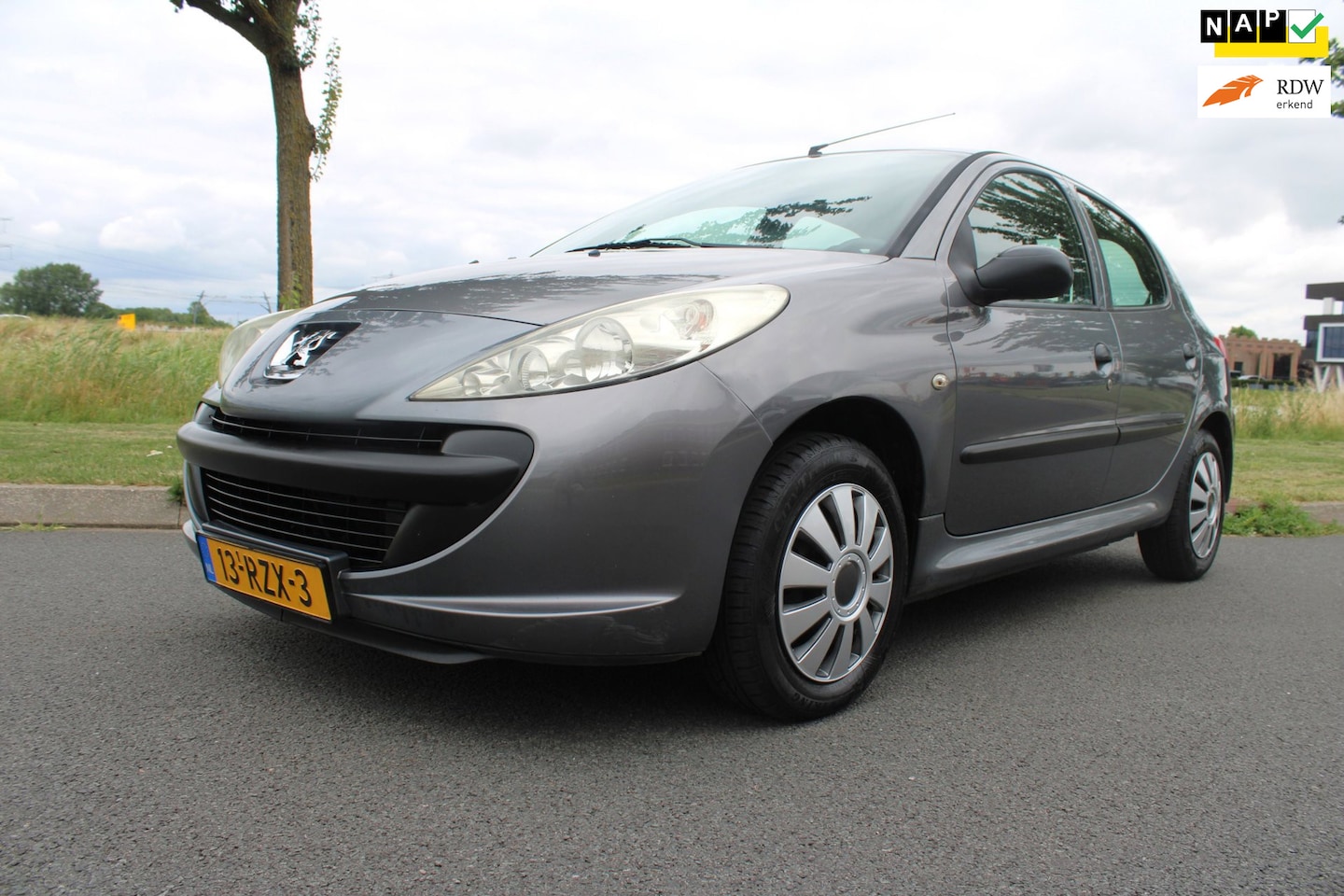 Peugeot 206 - 1.1 Accent Airco APK 06-01-2027 - AutoWereld.nl