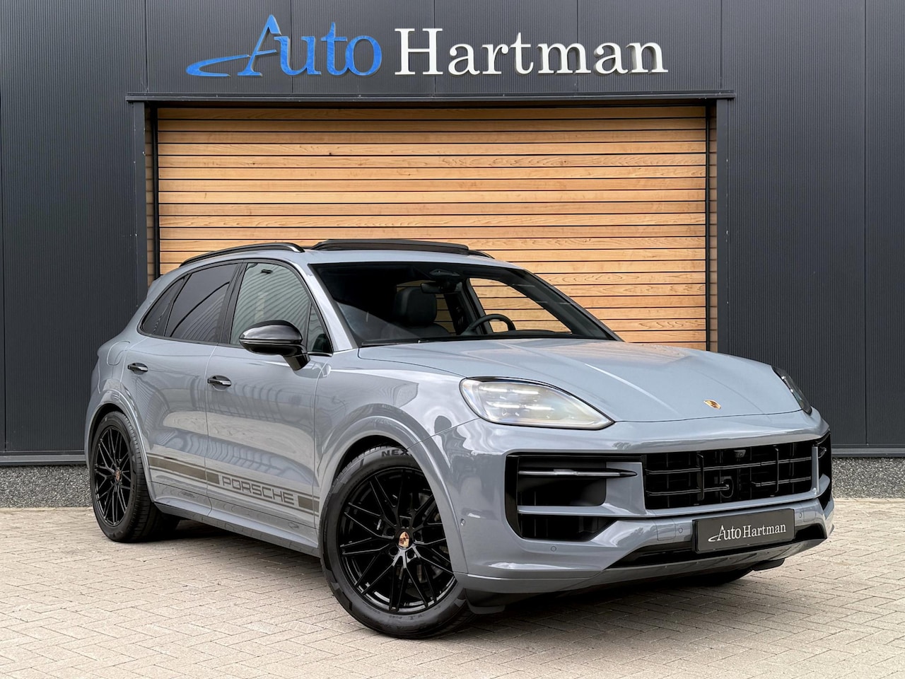 Porsche Cayenne - 3.0 Black Edition SportDesign EX BPM! |INNODRIVE|4W-BESTURING|MASSAGE|SPORTUITLAAT - AutoWereld.nl