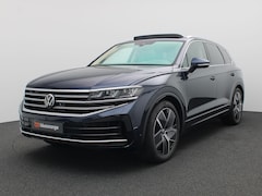 Volkswagen Touareg - 3.0 TSi eHybrid 4MOTION Elegance 381PK DSG Panorama dak, Trekhaak, Luchtvering, Nachtzicht