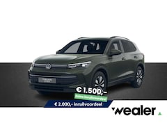 Volkswagen Tiguan - Limited Edition 1.5 eHybrid 150 kW / 204 PK DSG | Trekhaak wegklapbaar | Design pakket dar