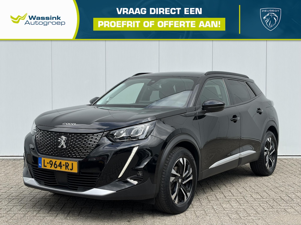 Peugeot 2008 - 1.2 PureTech Allure Pack Camera | Navigatie | CarPlay | Trekhaak 1200kg | - AutoWereld.nl