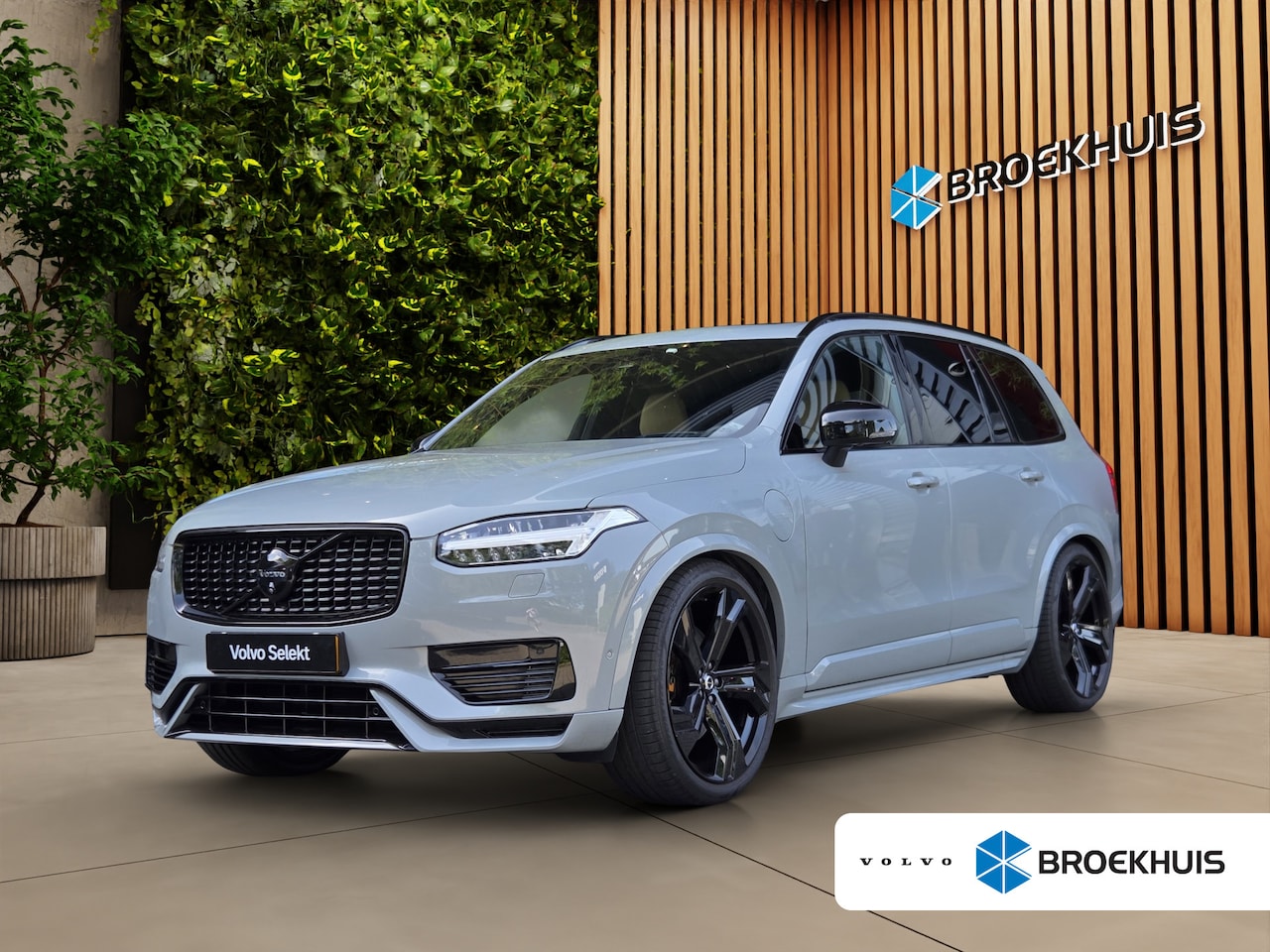 Volvo XC90 - 2.0 T8 Recharge AWD Ultimate Dark Heico | Luchtvering | Trekhaak | Massage/ventilatie | NL - AutoWereld.nl