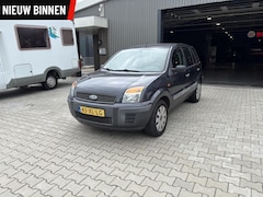Ford Fusion - 1.4-16V Champion Airco - Trekhaak - 5-deurs
