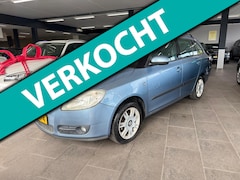 Skoda Fabia Combi - 1.4-16V Ambiente airco cruise controle lm-velgen elektrische pakket parkeersensoren trekha