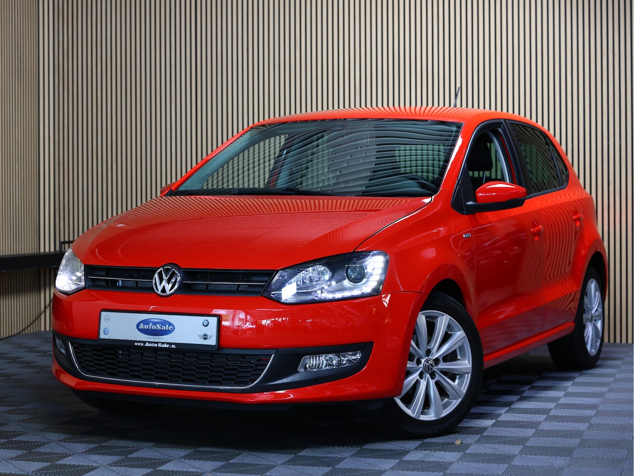Volkswagen Polo - AVM 1.2 TSI Highline DSG CLIMA STOELVERWARMING "14 - AutoWereld.nl