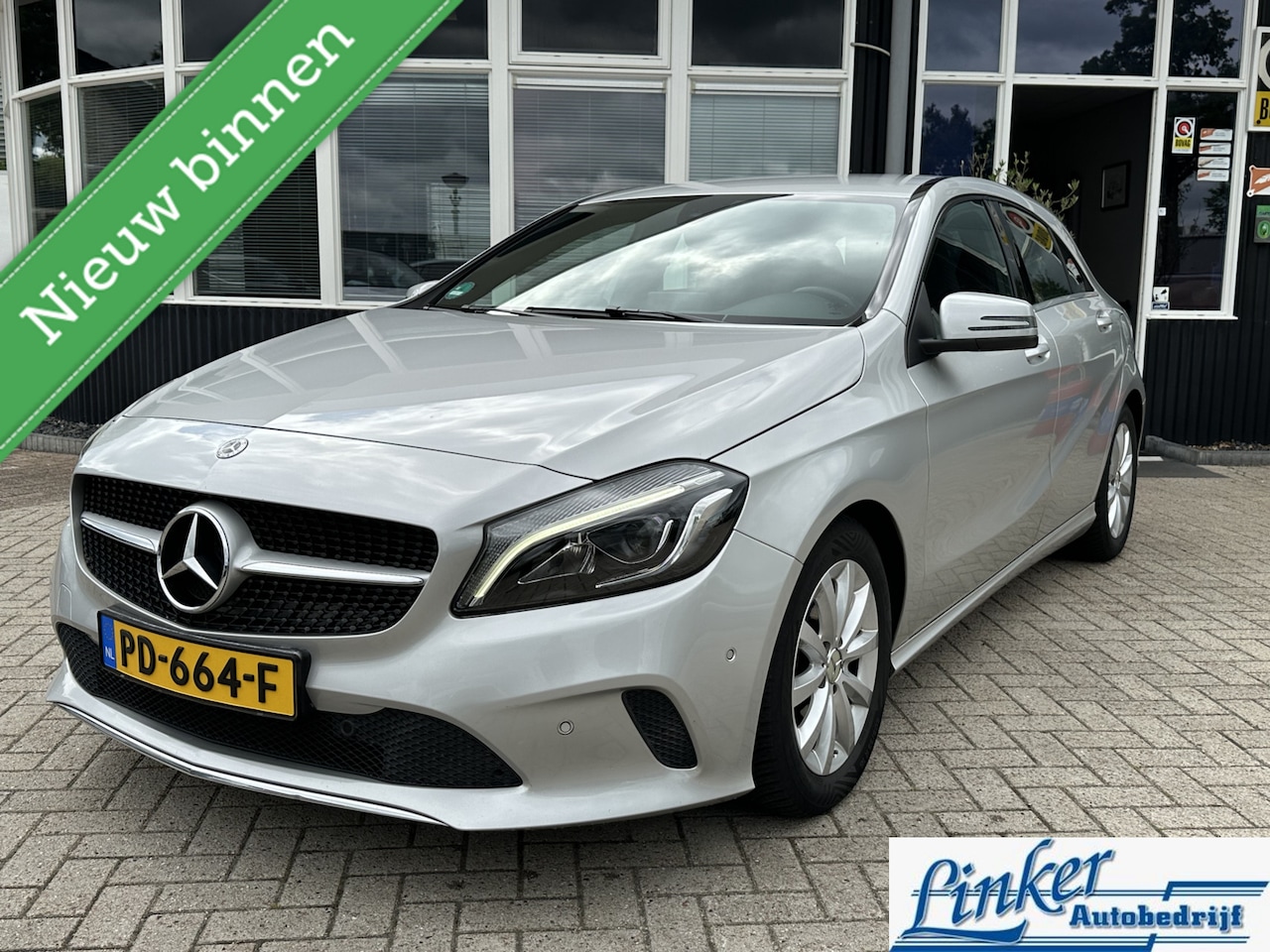 Mercedes-Benz A-klasse - 180 BlueEFFICIENCY Ambition - ELEKTR TREKH CAMERA PDC VOOR/ACHTER 169PK - AutoWereld.nl