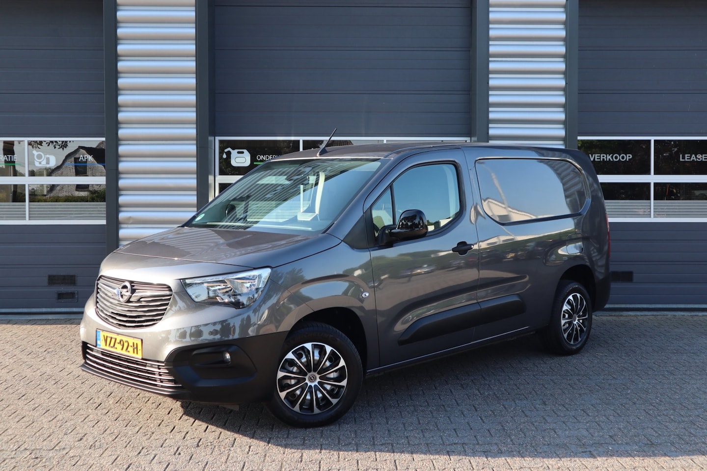 Opel Combo - 1.5D L2H1 Standaard 1.5D L2H1 Standaard - AutoWereld.nl