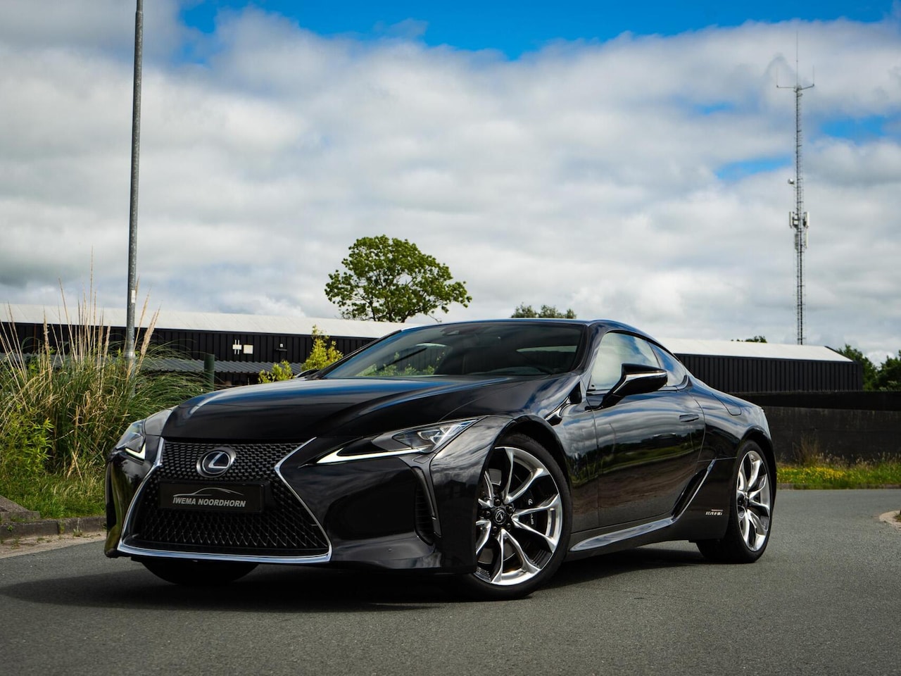 Lexus LC - 500h |Carbon dak|Stoelverwarming & stoelverkoeling|Stuurverw.|HUD|Memory|Camera|Lane assis - AutoWereld.nl