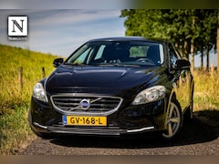 Volvo V40 - 2.0 D2 Momentum |Nap |Trekhaak |Navi |2x sleutel