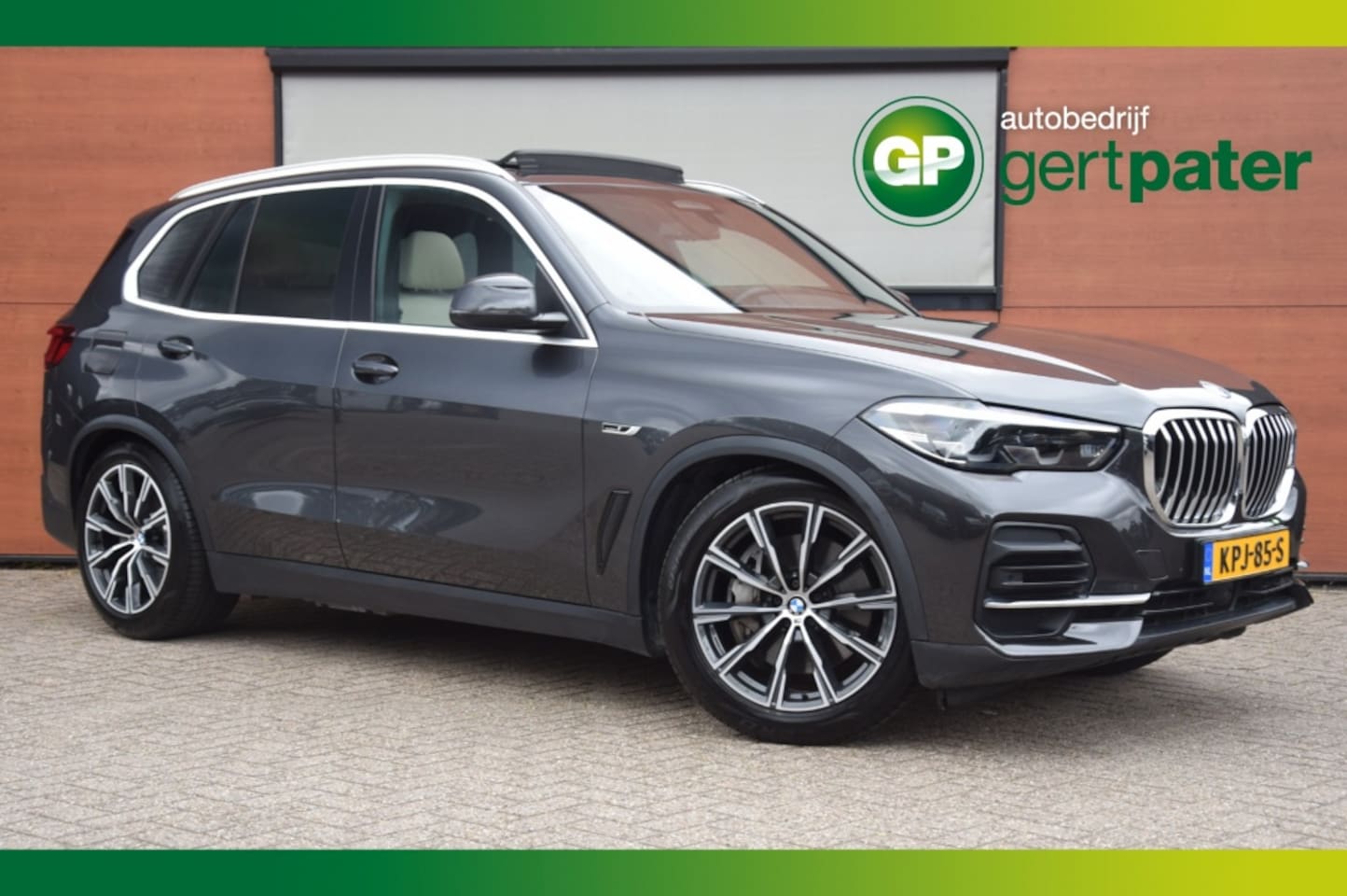 BMW X5 - xDrive45e High Executive Pano/DriveAssistProfessional/Luchtverin - AutoWereld.nl