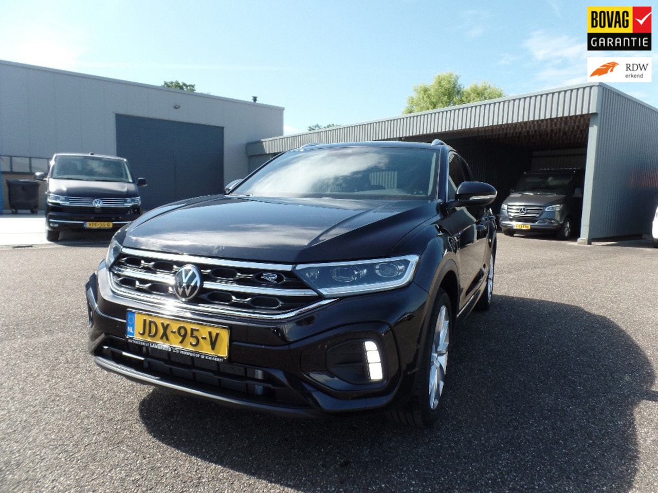 Volkswagen T-Roc - 1.5 TSI 3X R-Line Edition TREKHAAK AUTOMAAT 2025 - AutoWereld.nl