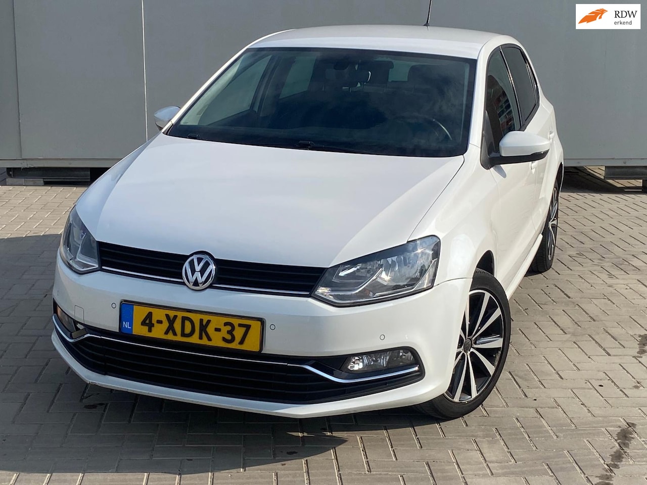 Volkswagen Polo - 1.2 TSI Highline 5 DEURS HIGHLINE FACELIFT ONYX WHITE PARELMOER CLIMA NAVI - AutoWereld.nl