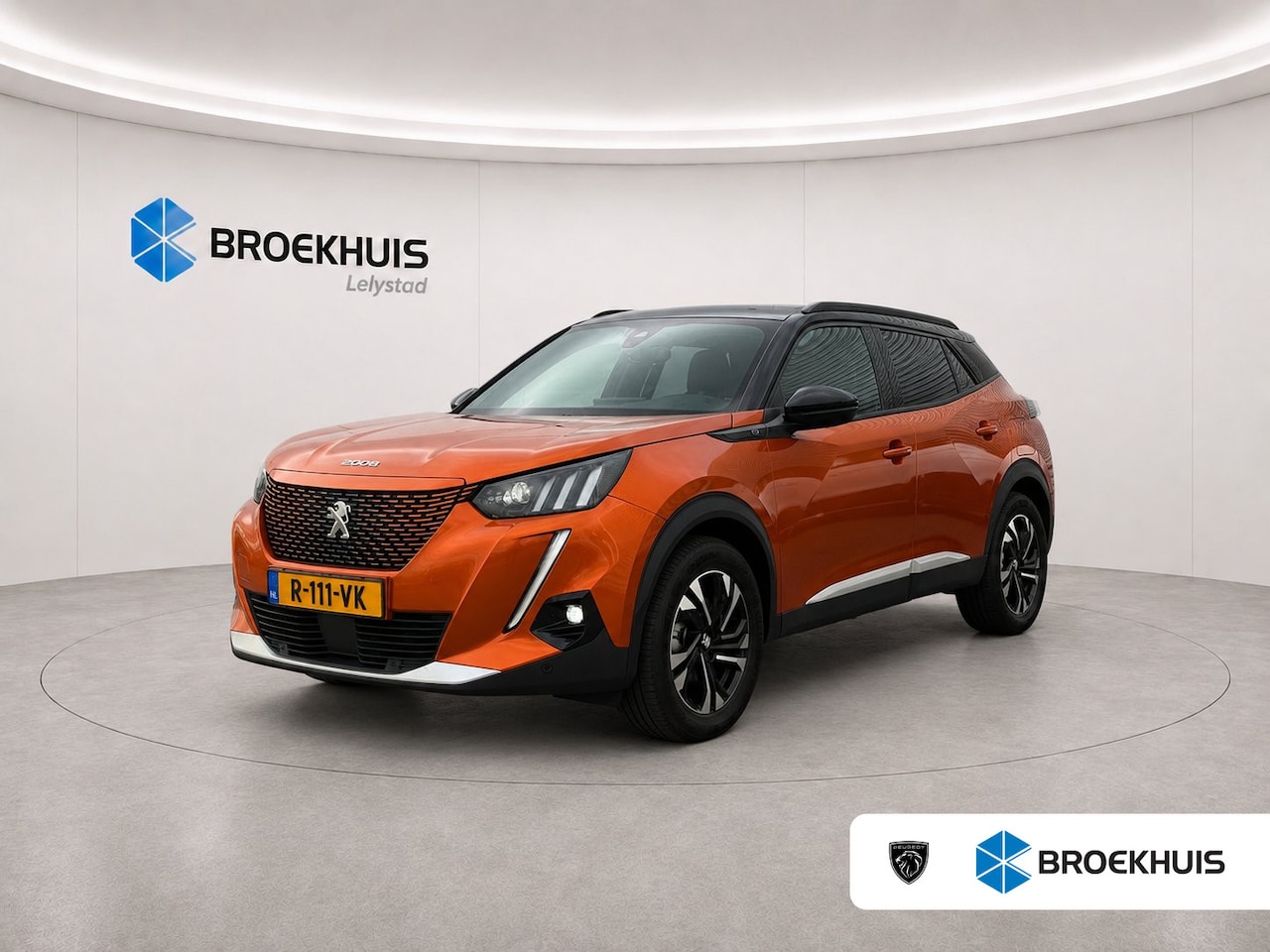 Peugeot e-2008 - 50KWH 136PK GT PACK AUTOMAAT / NAVI / LEDER / CLIMA / PDC / 17" LMV / CAMERA / KEYLESS / F - AutoWereld.nl