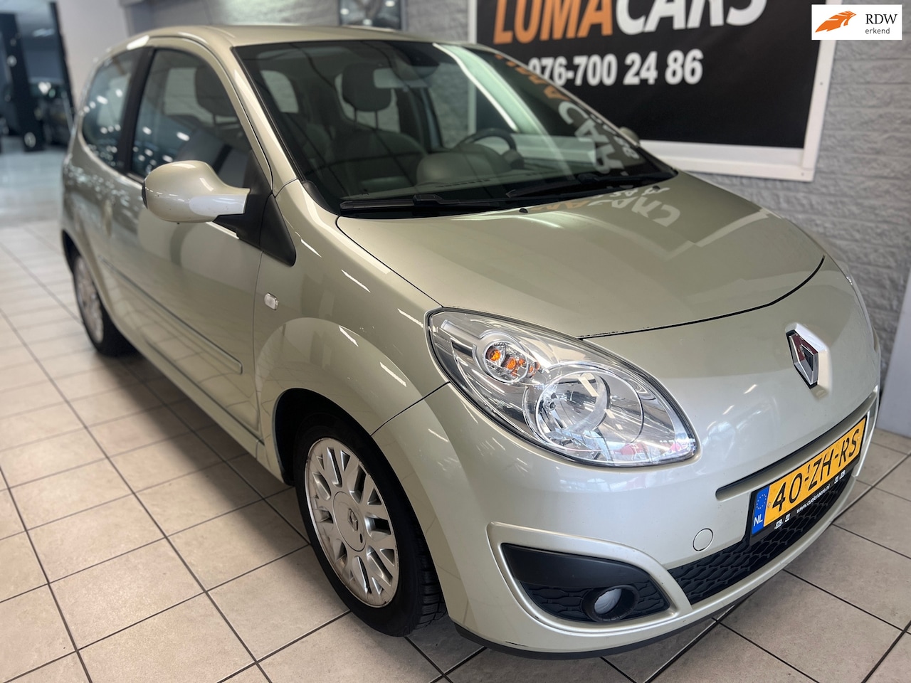 Renault Twingo - 1.2-16V Initiale | Nieuwe APK| Cruise | Leder - AutoWereld.nl