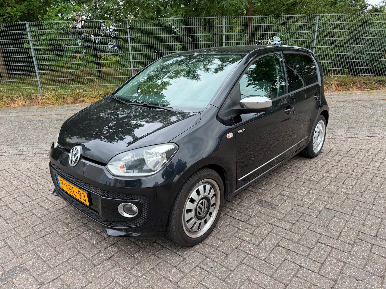 Volkswagen Up! - 1.0 high up! BlueMotion airco - AutoWereld.nl