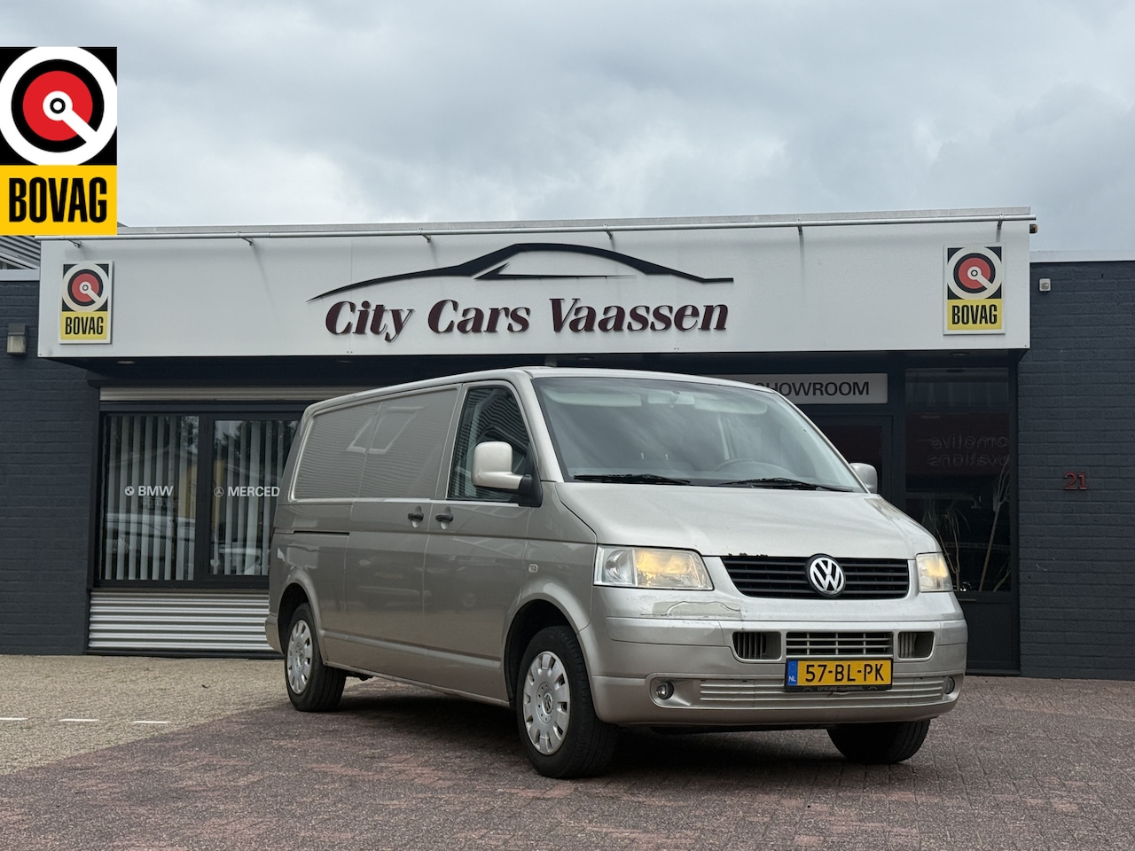 Volkswagen Transporter - 1.9 TDI 340 105 pk export motorisch perfect airco cruise ctr 1 x schuifdeur trekhaak 2e ei - AutoWereld.nl