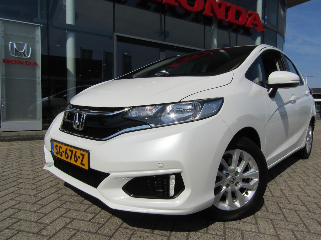 Honda Jazz - 1.4 i-VTEC 100pk CVT Comfort - AutoWereld.nl
