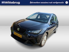 SEAT Arona - 1.0 TSI Style App-connect / Apple Carplay / Parkeersensoren / 16"lm Velgen / LED verlichti