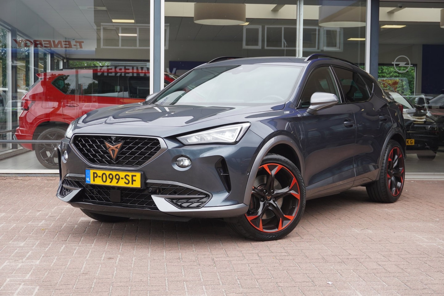 CUPRA Formentor - 1.4 e-Hybrid VZ Performance | Automaat | Vol opties | Camera| Elek. Pakket | Carplay | Inr - AutoWereld.nl