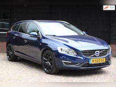 Volvo V60 - 2.0 D2 Ocean Race Leer/Parkeersensor/Navigatie/18"inch lmv